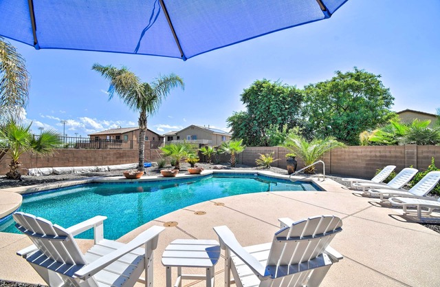 Walk to Surprise Stadium: Villa w/ Covered Patio!