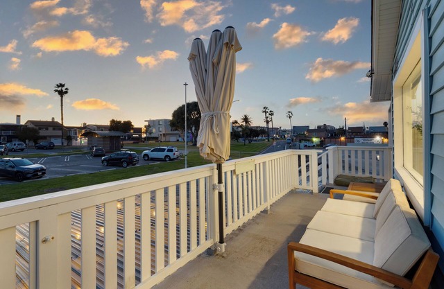 Walk to the Sand! Ocean Views, Balcony & Parking | Sunset Surf