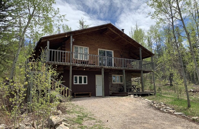 Neu renoviert, Zuhause in der Ferne auf dem schönen Terry Peak!