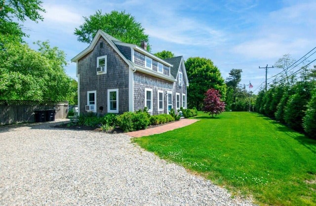 Walk to Water Access to Hiking Trails!