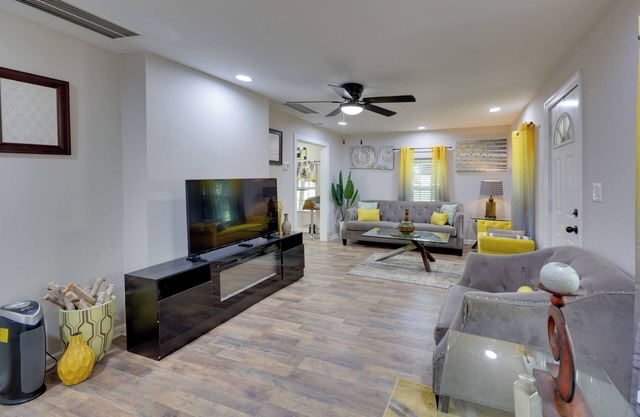 Walkable Greenville Home Near Dtwn