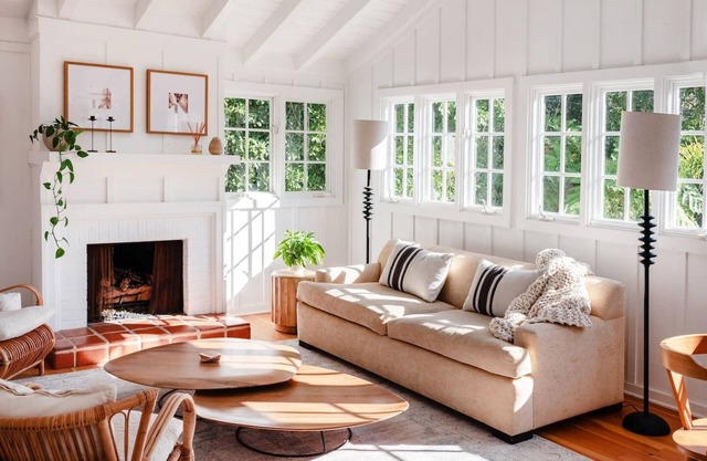 Walkable to Butterfly Beach Upper Cottage
