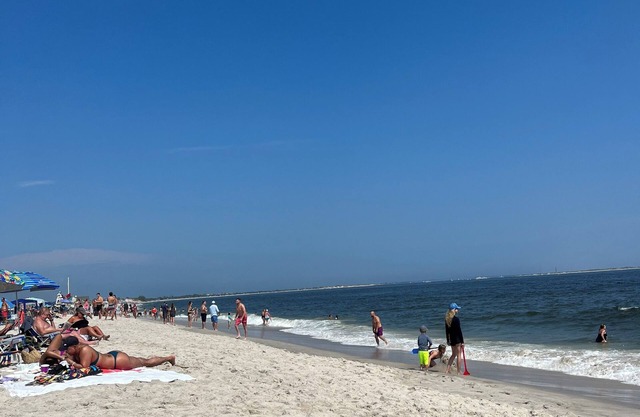 Walking distance to the Village Restaurants , Library and Beach.