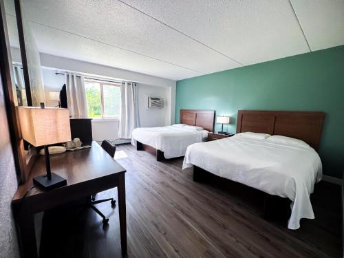 Walleye Inn