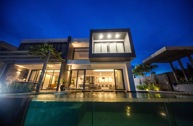 Wanan Villa with Private Pool and Seaview