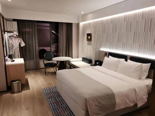 Wanda Moments Beijing Pinggu
