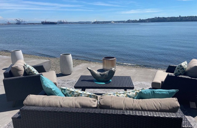 Wanderlust Beach retreat is a home set directly on the beach in Browns Point.