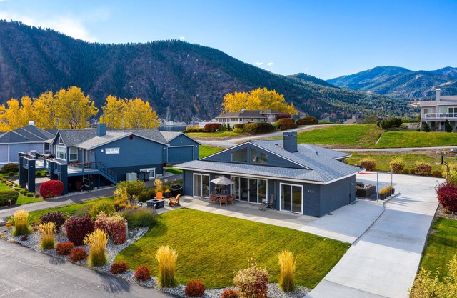 Wapato Point Casita Close to Waterfront Park & Outdoor Pool