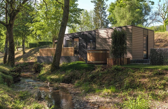 Warmes Wasser, warme Erinnerungen – Sauwer Lodge.