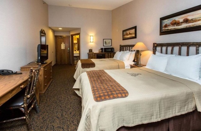 Warm & Welcoming Stay w/ Lake Views! Perfect for All Seasons | 2 Units
