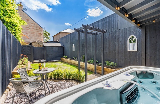 Wash House Cottage - Ein Schlafzimmer Haus, Schläft 2