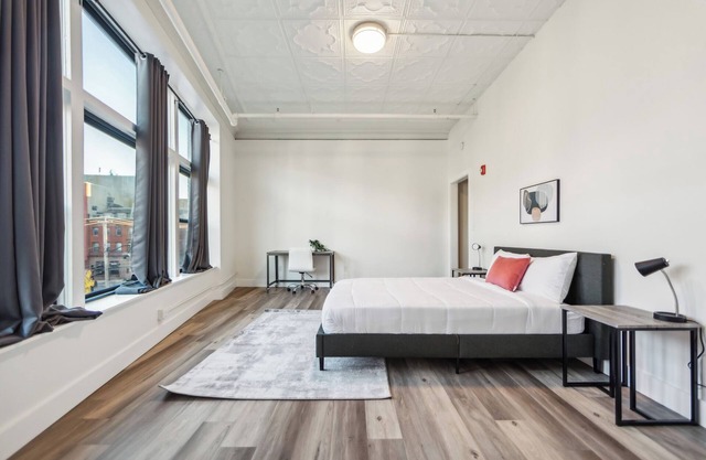 Washington Lofts 310 Spacious 1 Bedroom 1 Bath