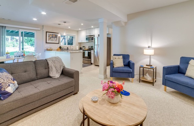 Washington Vacation Rental w/ Covered Patio