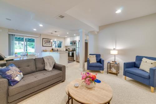 Washington Vacation Rental with Covered Patio
