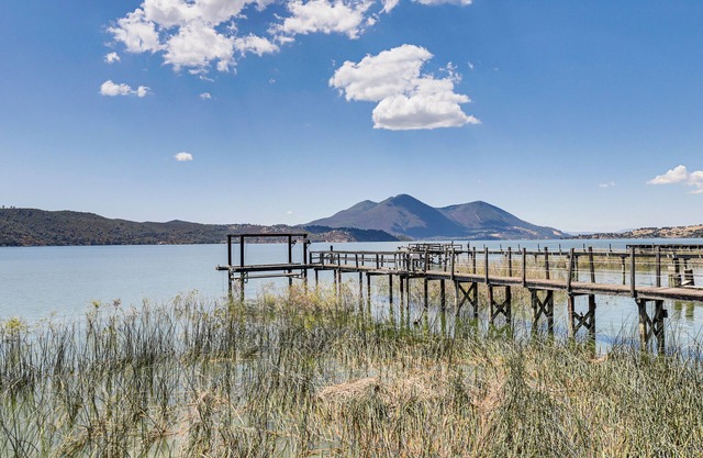 Watefront Getaway w/ Mtn Views & Dock in Clearlake