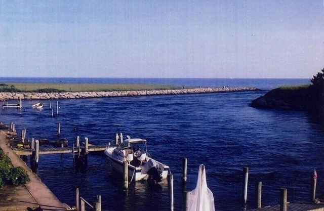 Water Front Beach Cottage In Charlestown W / privater Strand Pässe