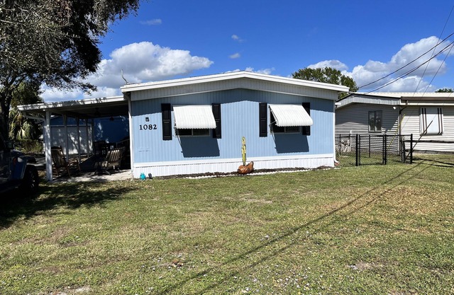 Water Front/ Lake Okeechobee Access in Buckhead Ridge