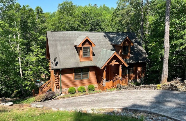 Zen-like Cabin Retreat am wunderschönen Lake Keowee - Entspannen und Erholen!