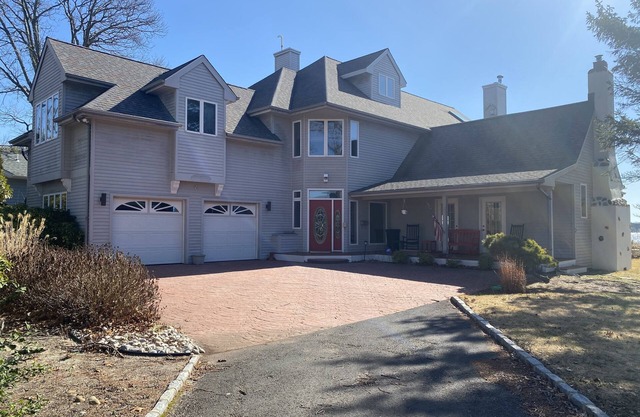 Water Front Property on Exclusive Princeton Avenue, Brick NJ