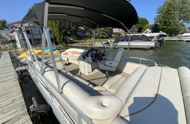 Waters Edge! Value priced Lakefront 2 bedroom cottage just 6 ft from the lake.