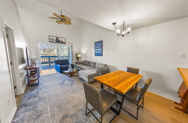 Water View 1 Bedroom Townhome with Loft.