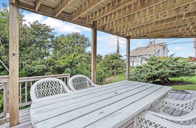 Water views on Shore Drive in Dennis Village!