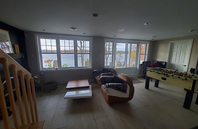 Waterfront, private beach, dock, view and great comfort SPA + Fireplace