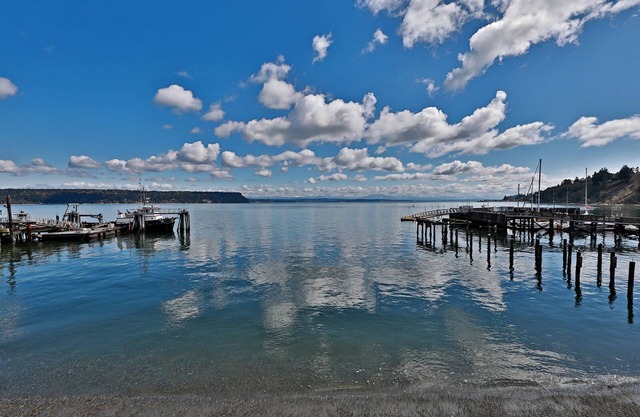 Waterfront 2 bedroom condo - private deck offering spectacular views