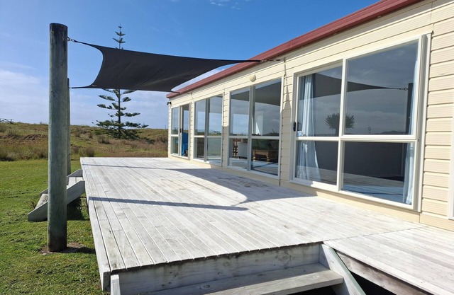 Waterfront in Tokerau Strand