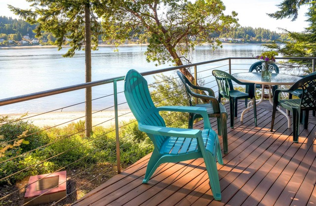 Waterfront Bainbridge Island Home mit herrlichem Blick