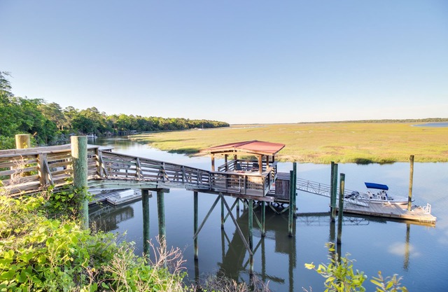 Waterfront Baisden Bluff Home w / Dock & Views!