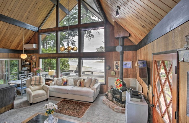 Waterfront Gig Harbor Kabine mit Puget Sound Views!