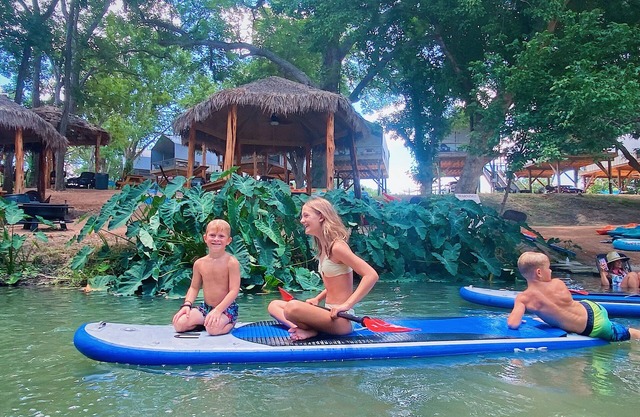 Waterfront Cabin with Kayaking, Paddle boarding, Pool, Hot Tub & more! - RC2