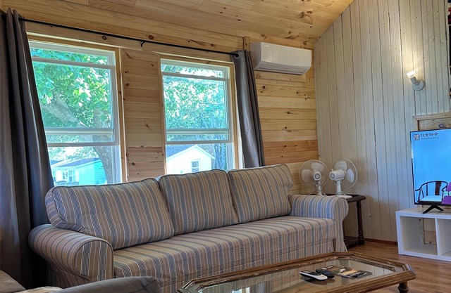 Bayside Cottages-3-bedroom waterview-new renovations