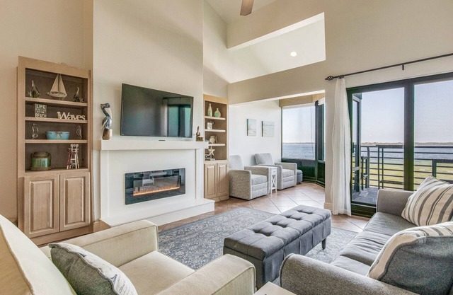 Waterfront Condo on Pensacola Beach
