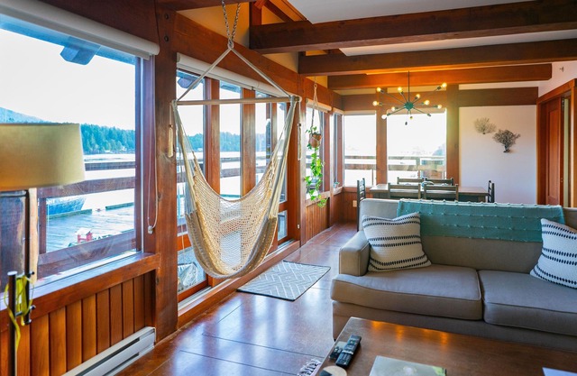 Waterfront Condo in Ucluelet with ocean and mountain views