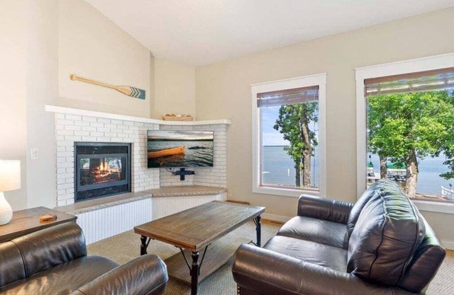 Ideal Summer Lakefront Retreat w/ Grills & Fire pit on Gull Lake