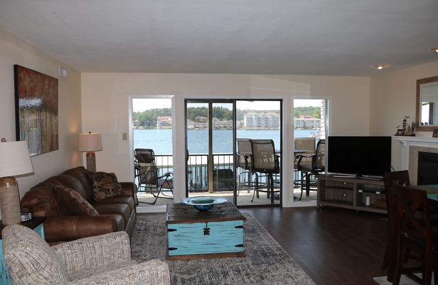 Waterfront Condo, tolle Aussicht und tolle Lage.