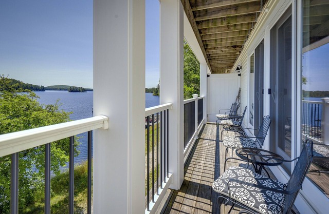 Waterfront Conway Area Condo: Walk to Beach!