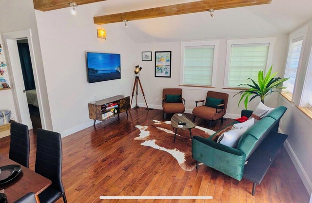 Waterfront Cottage | Steps to Dominion Park Beach & minutes to Uptown Saint John