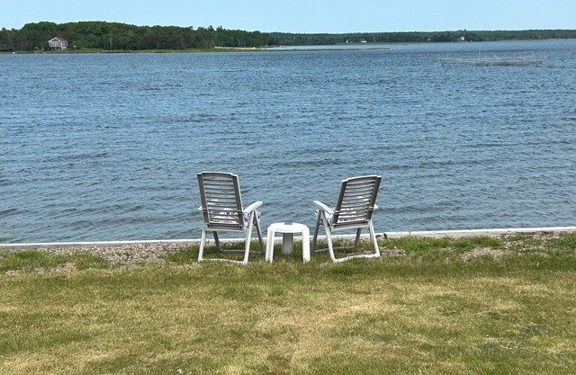 Waterfront cottage on Tracadie River