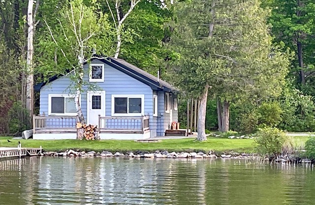 Schönes Ferienhaus am Long Lake