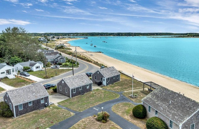 Waterfront Cottage Schritte zum Privatstrand!