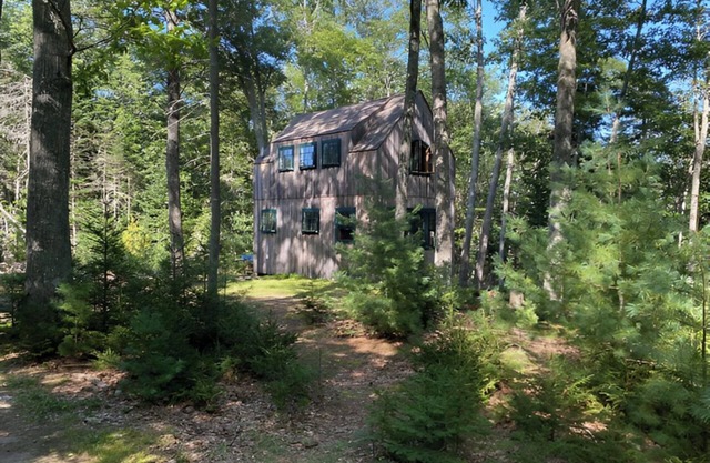 Waterfront Cottage on Beautiful Horseshoe Cove, Cape Rosier, Brooksville