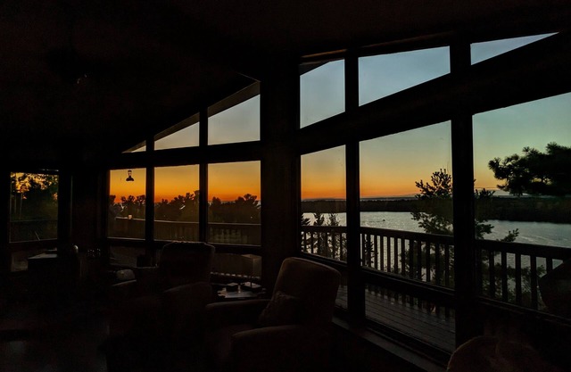 Waterfront cottage with expansive views of both Lake Nipissing and Callander Bay