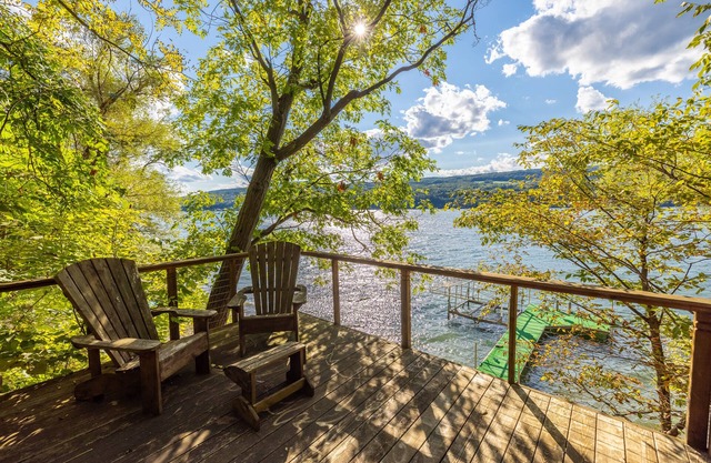 Waterfront cottage with private beach