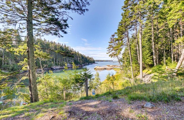 Waterfront Deer Isle Retreat with Fire Pit!