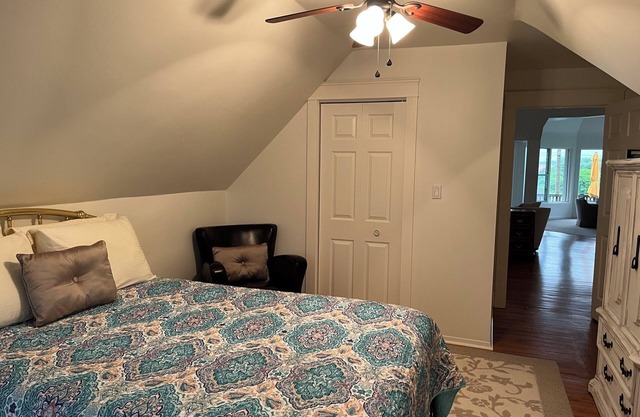 Waterfront Executive Penthouse Suite in Port Colborne overlooking the Canal…