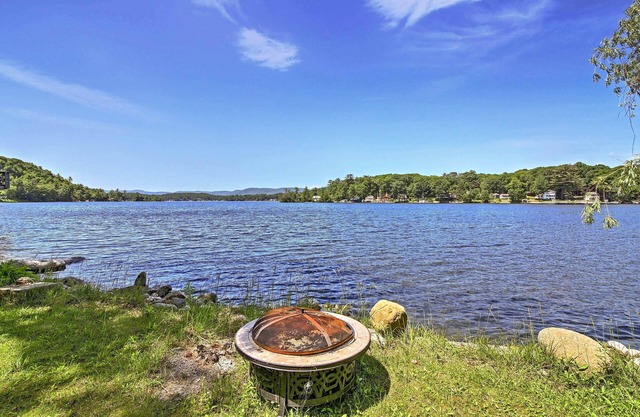 Glen Lake Cottage am Wasser mit Veranda, Kanu und Kajak!