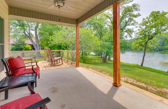 Waterfront Getaway with Patio on the White River!